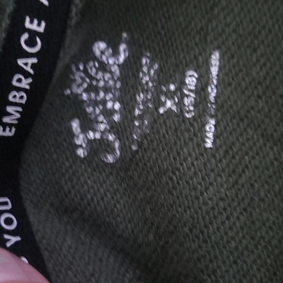 Justice sweater - Picture 2 of 4